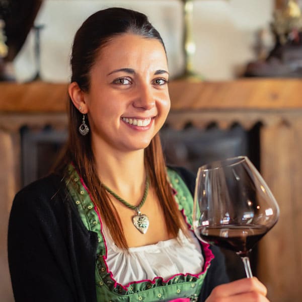 Arianna De Sandre - Ristorante Baita Prà Solìo a San Vito di Cadore - Cortina d'Ampezzo Arianna De Sandre - Ristorante Baita Prà Solìo a San Vito di Cadore - Cortina d'Ampezzo
