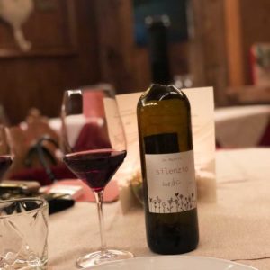 Silenzio - Vini De Martin - Esperienze di gusto a casa- Delivery - Baita Prà Solìo - San Vito di Cadore Silenzio - Vini De Martin - Esperienze di gusto a casa- Delivery - Baita Prà Solìo - San Vito di Cadore